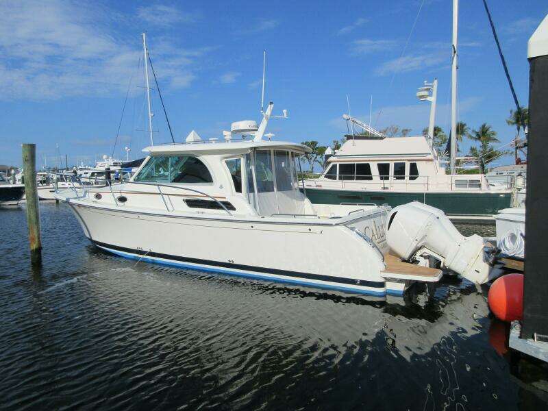34ft Back Cove Yacht For Sale