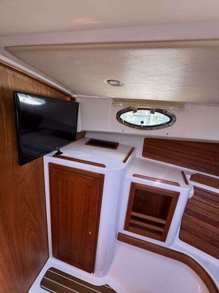 34ft Back Cove Yacht For Sale