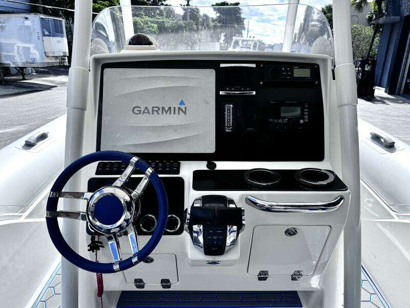 33ft Airship Yacht For Sale