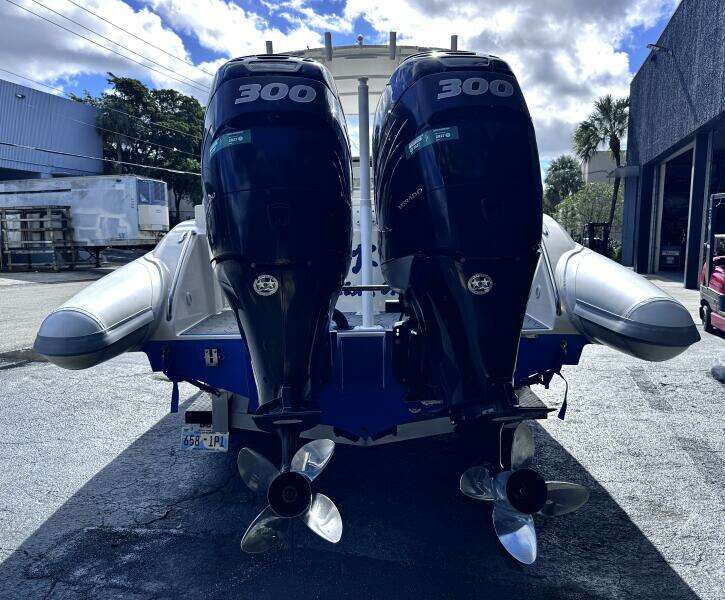 33ft Airship Yacht For Sale