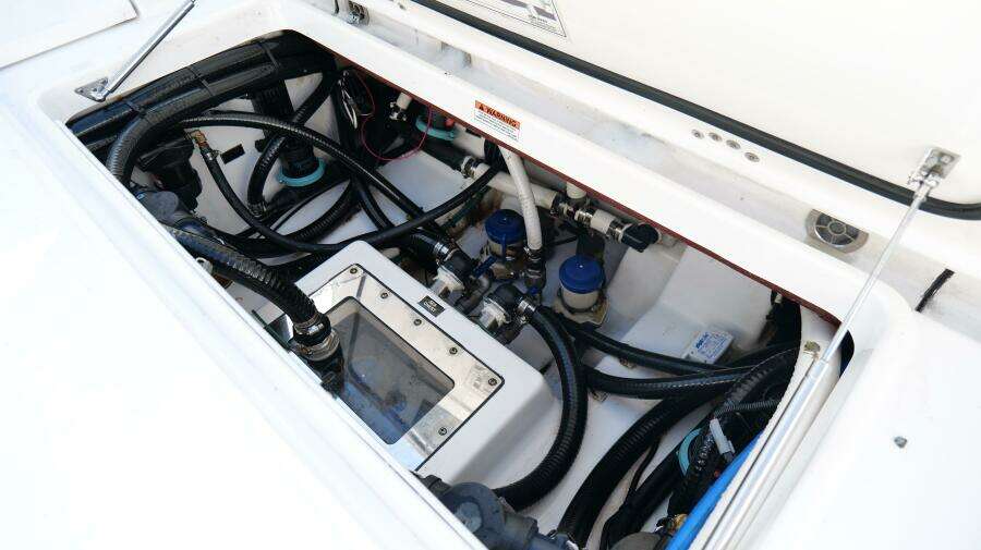 TOKYO COWBOY 33ft Blackfin Yacht For Sale