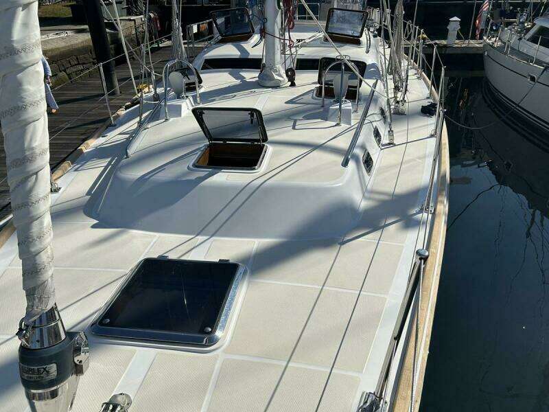 TRIUMPH 70ft Hylas Yacht For Sale