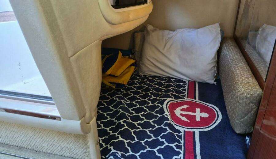 31ft Sea Ray Yacht For Sale