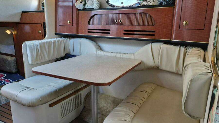 31ft Sea Ray Yacht For Sale