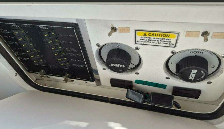 31ft Sea Ray Yacht For Sale