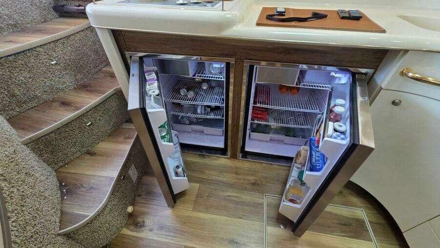 Do Some More 45ft Sea Ray Yacht For Sale