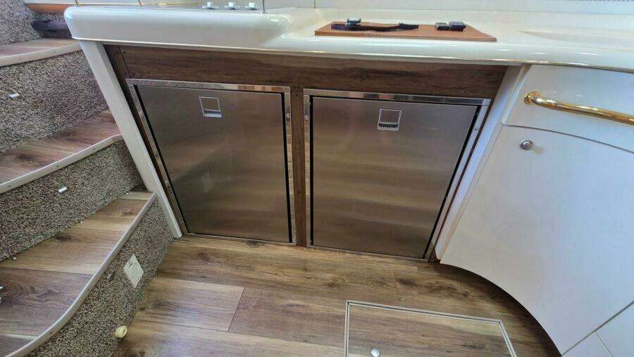 Do Some More 45ft Sea Ray Yacht For Sale