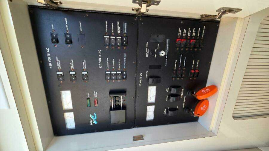 Do Some More 45ft Sea Ray Yacht For Sale