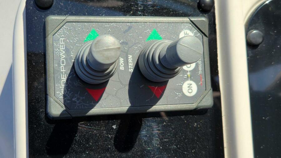 45' 1996 Sea Ray 450 Sundancer