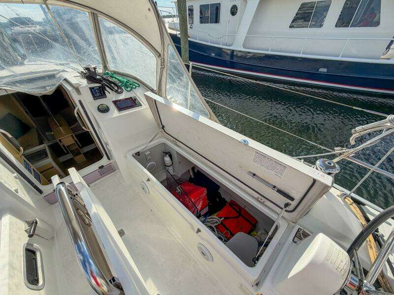 30ft Beneteau Yacht For Sale