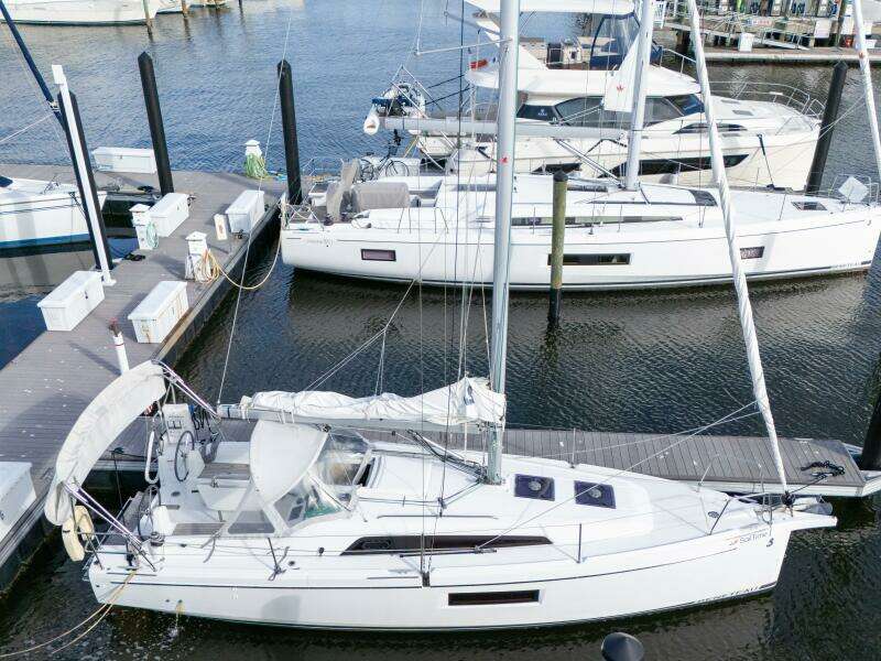 30ft Beneteau Yacht For Sale