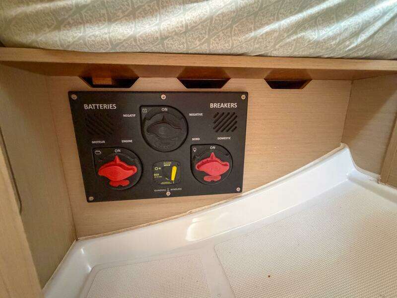 30ft Beneteau Yacht For Sale