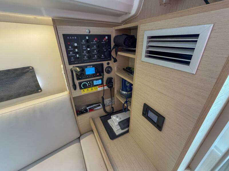 30ft Beneteau Yacht For Sale