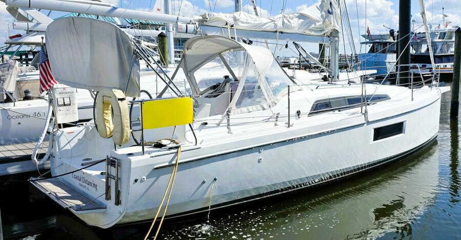 30' 2021 Beneteau 30.1