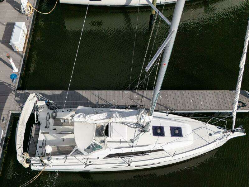 30ft Beneteau Yacht For Sale