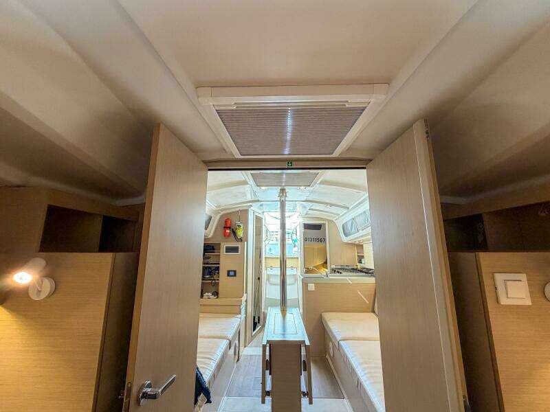 30ft Beneteau Yacht For Sale