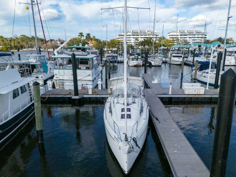 30ft Beneteau Yacht For Sale