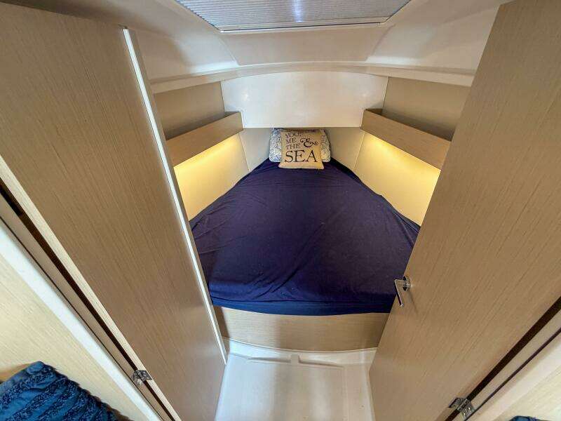 30ft Beneteau Yacht For Sale