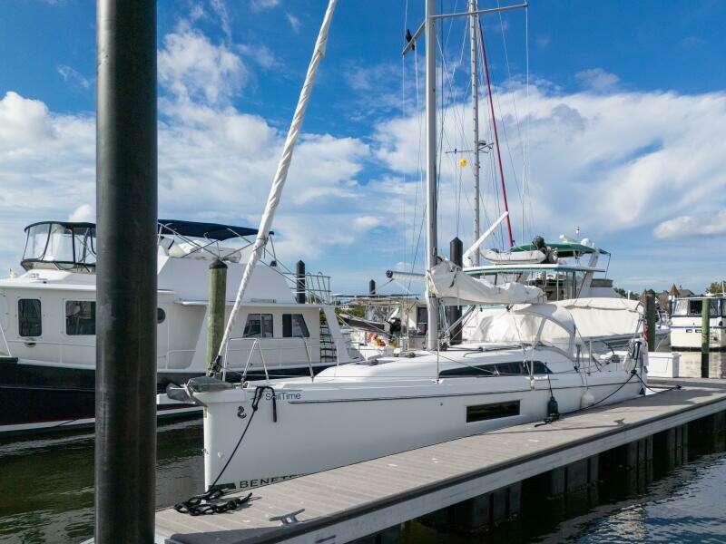 30ft Beneteau Yacht For Sale