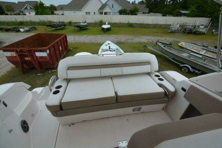 Mountaineer Mayhem 33ft Regal Yacht For Sale