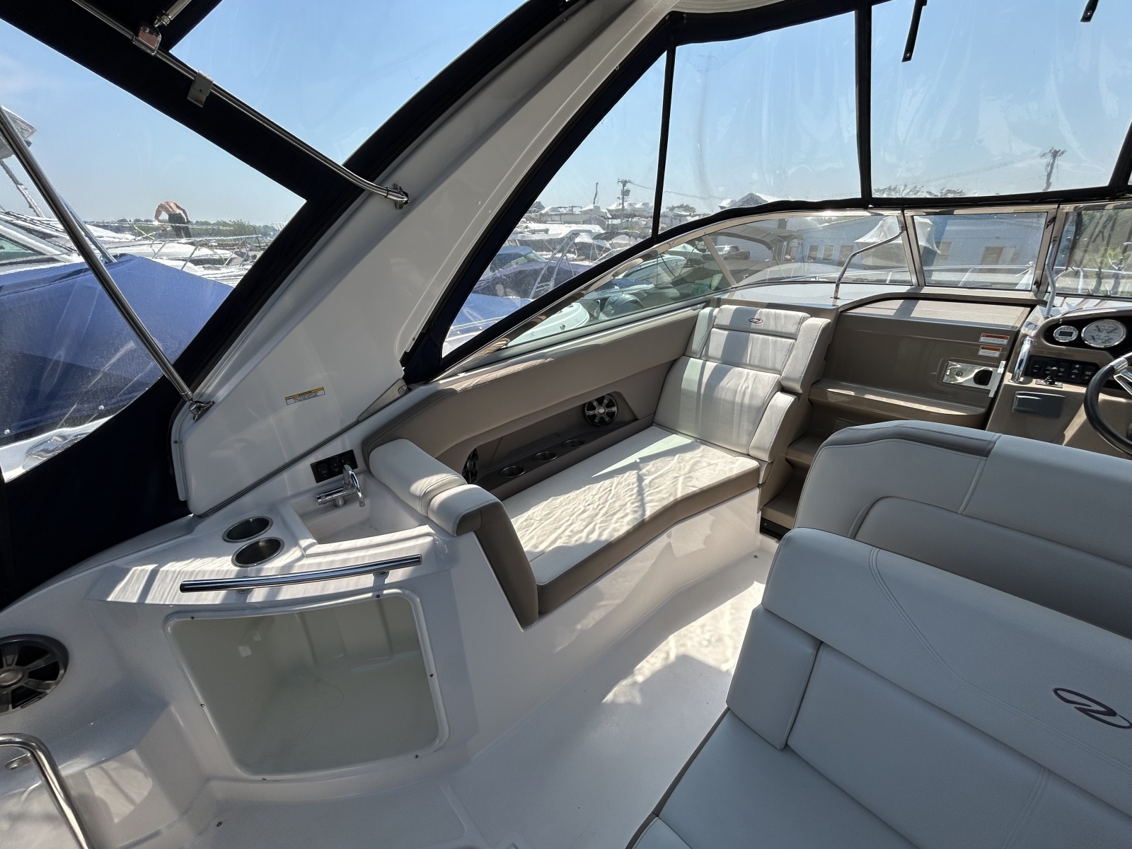 28ft Regal Yacht For Sale