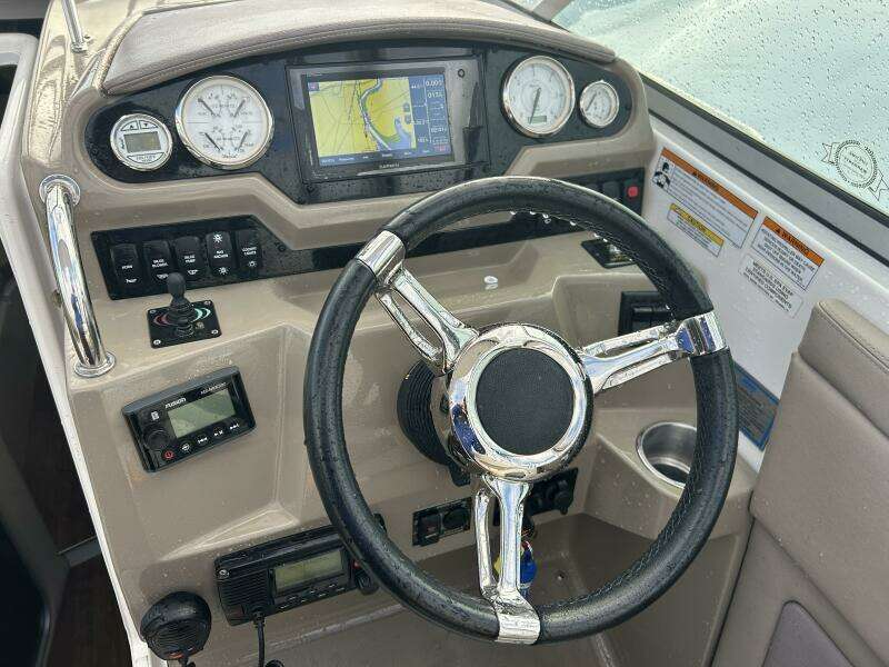 28ft Regal Yacht For Sale