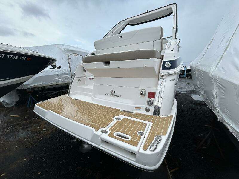 28ft Regal Yacht For Sale