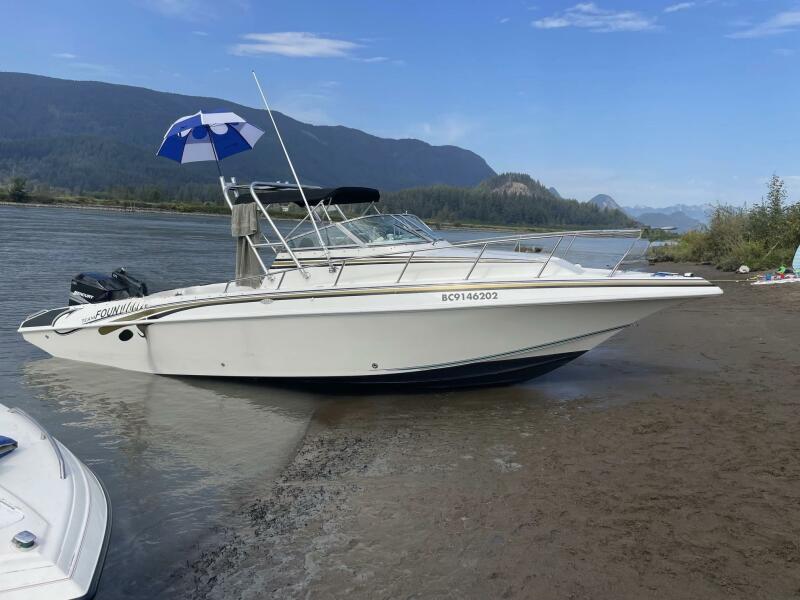 29' 1998 Fountain Sport Fish Cruiser 29SFC