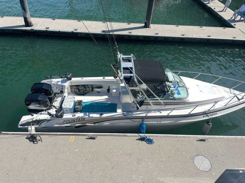 29' 1998 Fountain Sport Fish Cruiser 29SFC