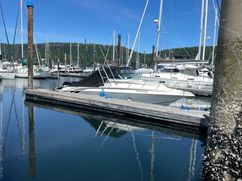 29' 1998 Fountain Sport Fish Cruiser 29SFC