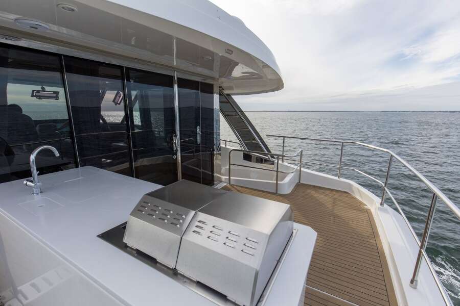 54ft Aquila Yacht For Sale