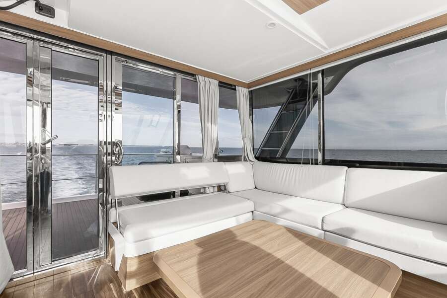 54ft Aquila Yacht For Sale