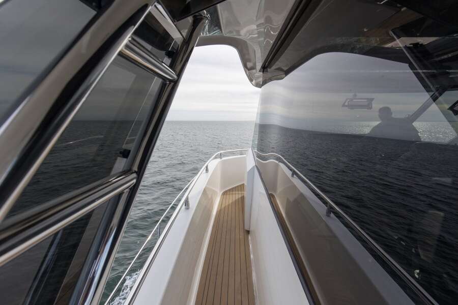 54ft Aquila Yacht For Sale