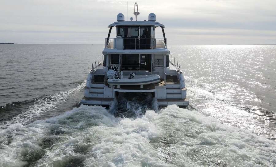 54ft Aquila Yacht For Sale