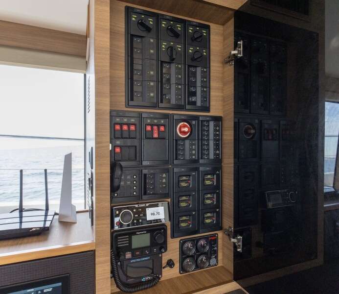 54ft Aquila Yacht For Sale