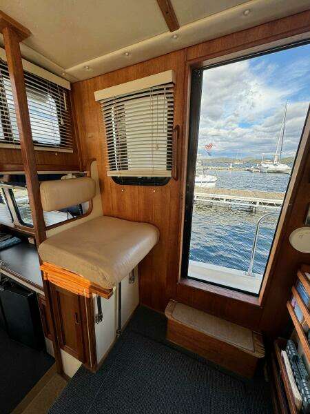 MISS VERMONT 32ft Nordic Tugs Yacht For Sale