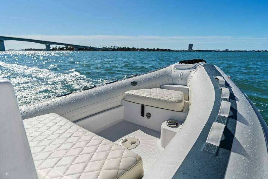2005 Lazzara Yachts 80 'Summerwind' - Tender