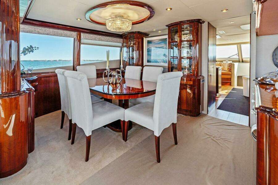 2005 Lazzara Yachts 80 'Summerwind' - Dinning Area