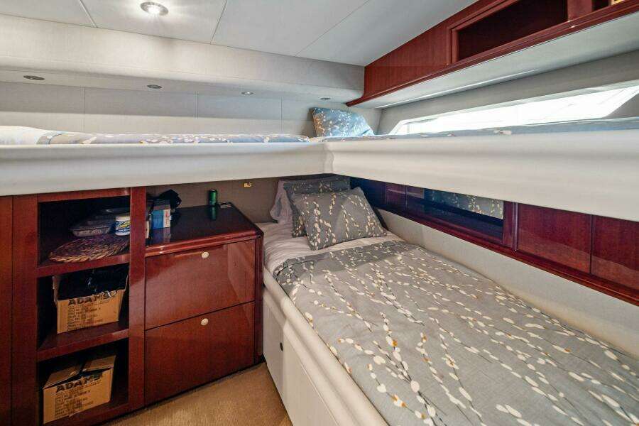 2005 Lazzara Yachts 80 'Summerwind' - Cabin