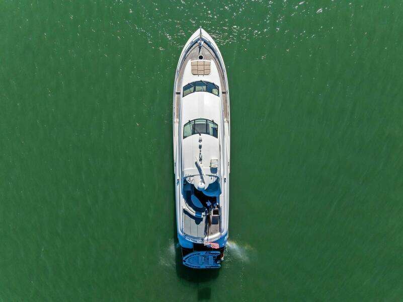 2005 Lazzara Yachts 80 'Summerwind' - Profile Aerial