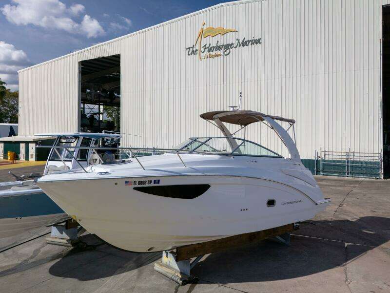 27ft Regal Yacht For Sale