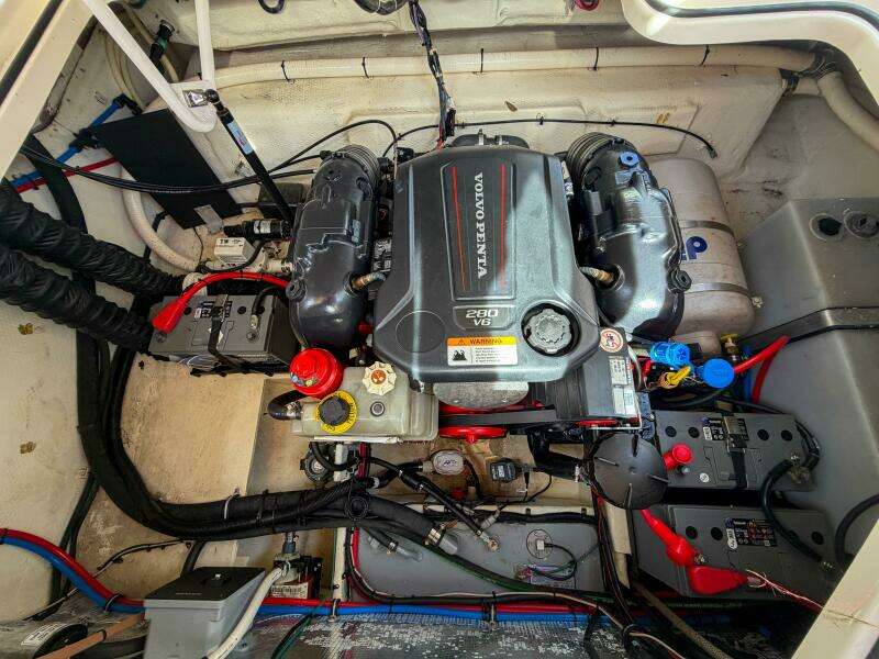 27ft Regal Yacht For Sale