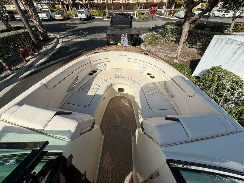 28ft Chris Craft Yacht For Sale