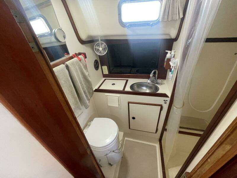 Inamorata 36ft Pearson Yacht For Sale