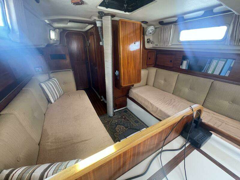 Inamorata 36ft Pearson Yacht For Sale