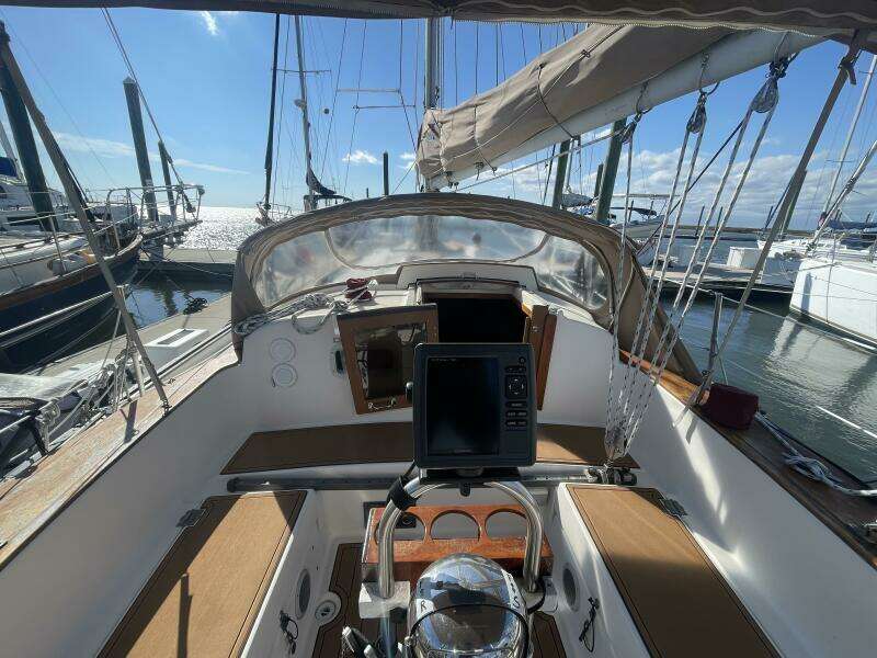 Inamorata 36ft Pearson Yacht For Sale