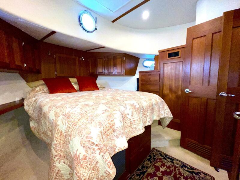 2008 Nordic Tugs 42 Fly Bridge