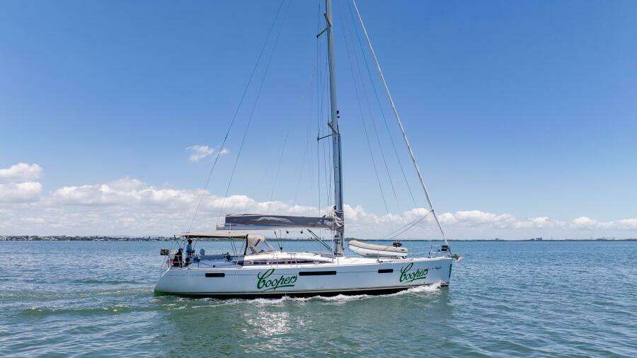 Coopers 52ft Jeanneau Yacht For Sale