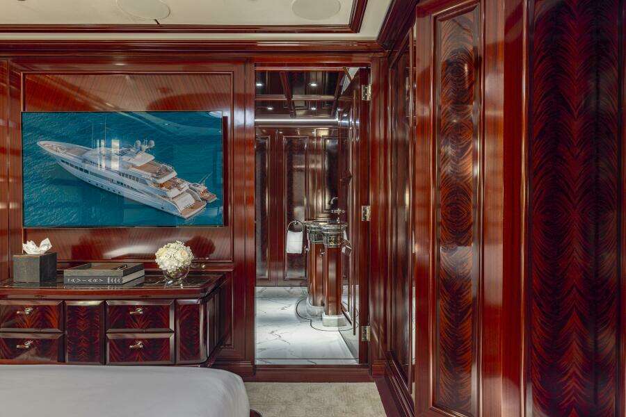 Guest Stateroom - Starboard Forward