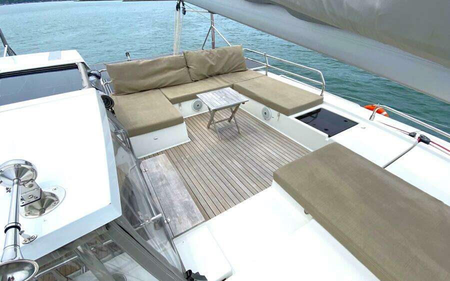 Absinthe 49ft Fountaine Pajot Yacht For Sale